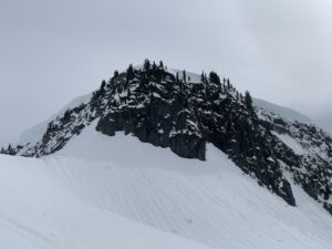 Public Field Report: Table Mtn Circumnavigation + Mazama Bowl